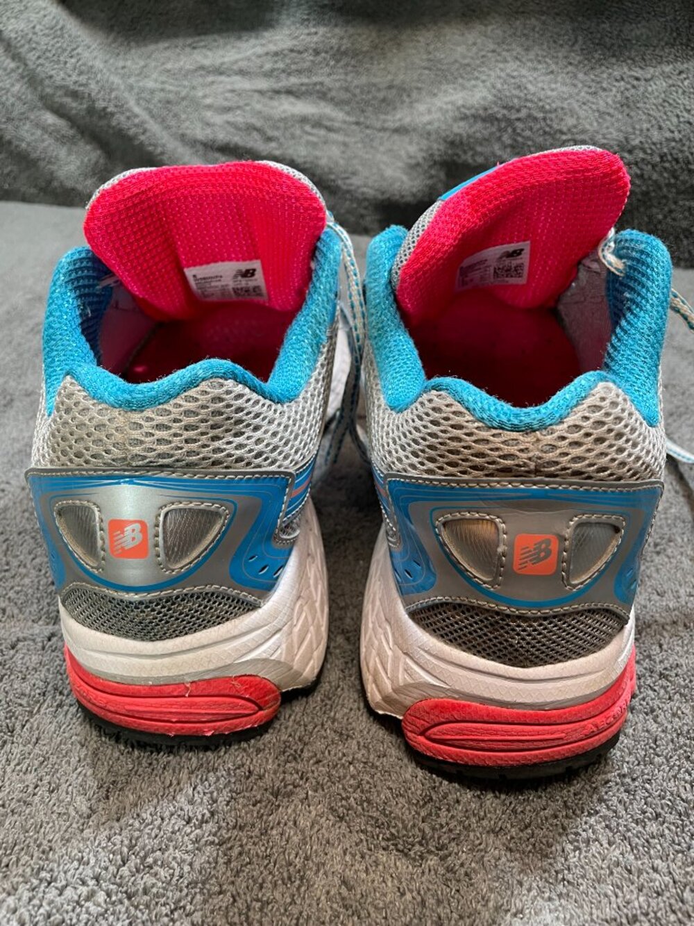 New Balance 580 V4 Running Shoes Sneakers Womens Size 10 Gray Blue Pink W580WP4 - Picture 7 of 15